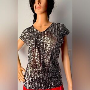 NWOT CeCe Sequin Black & Silver Size M but runs a little big